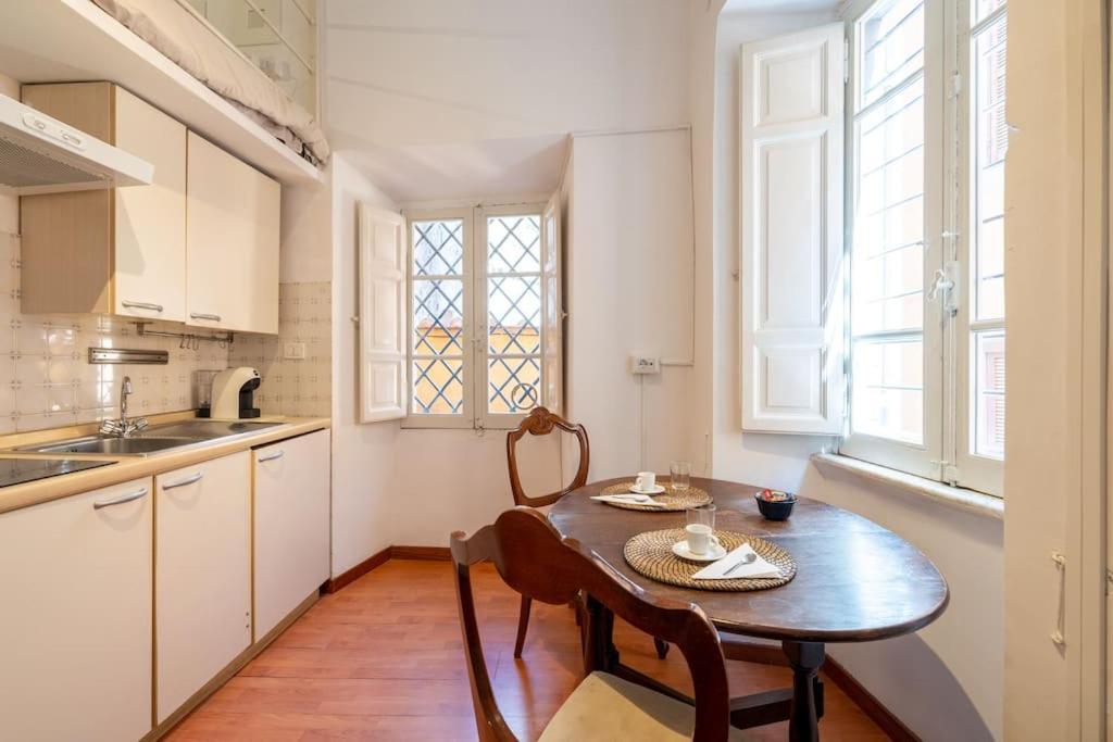 Tiny House Nel Cuore Di Roma Exterior foto