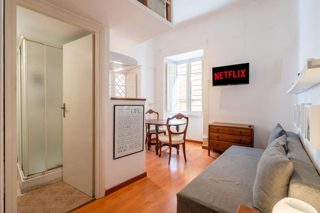 Tiny House Nel Cuore Di Roma Exterior foto