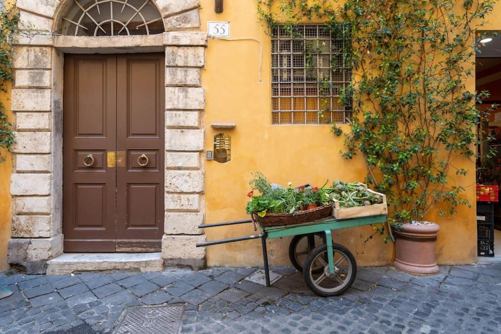 Tiny House Nel Cuore Di Roma Exterior foto